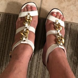 Women sandal